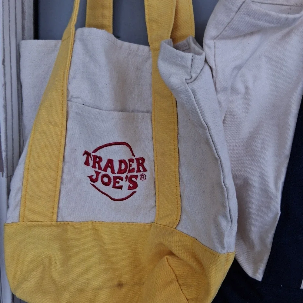Trader JoeS large navy